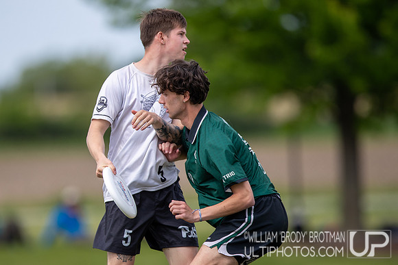 Day 1 at the 2026 USAU D-I College Championships