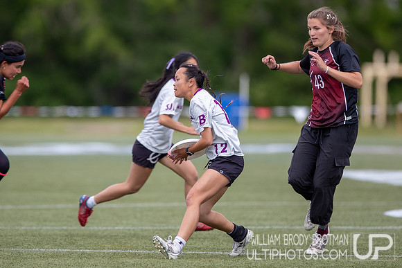 Day 1 at the 2026 USAU D-I College Championships