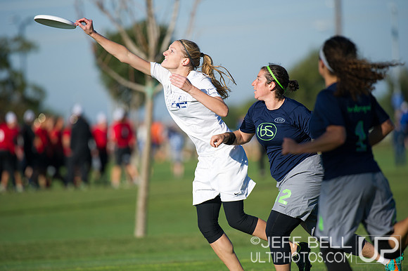USAU_Nationals_2013_Thursday_20131017_091301_JBP0099