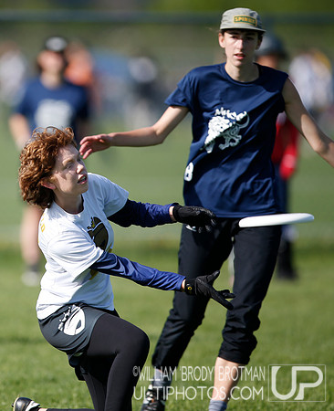 Day 2 of USA Ultimate 2022 D-III College Championships