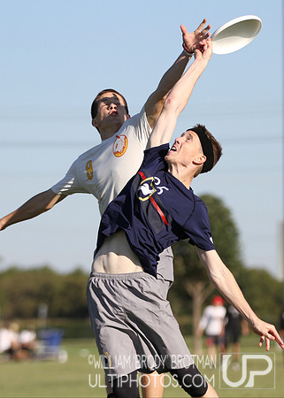 Day 2 of the 2015 USA Ultimate Nationals Championships