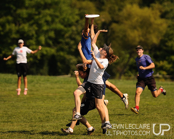 Sunday Elite Mixed Playoffs action -- Chesapeake Open 2010