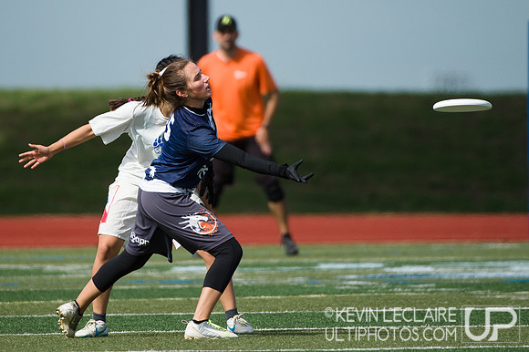 Drag'n Thrust vs. Polar Bears -- 2013 Mixed National Championshi