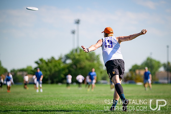 Pool play at USAU Master's Championships