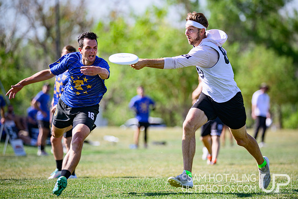 Pool play at USAU Master's Championships