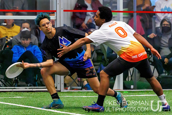 Action from The Con10enT Tour.
