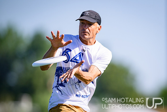Pool play at USAU Master's Championships
