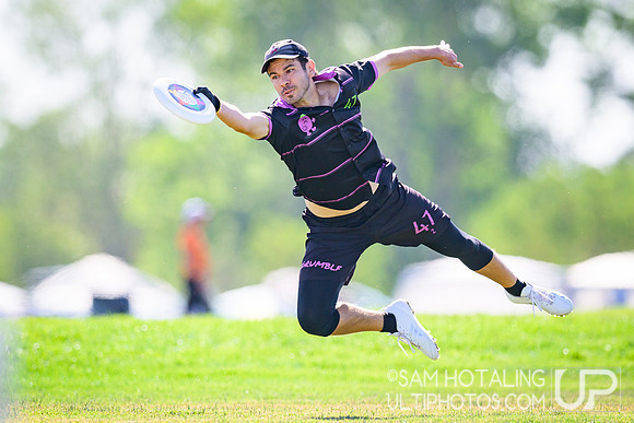Pool play at USAU Master's Championships