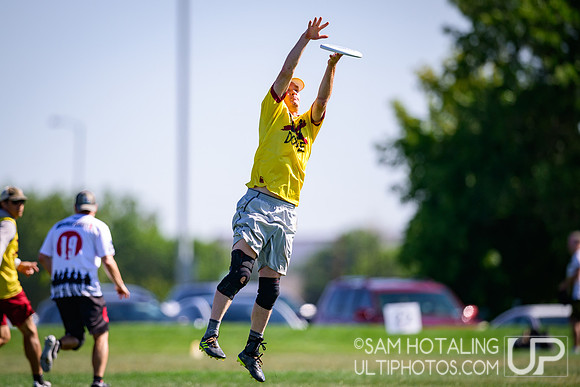 Pool play at USAU Master's Championships