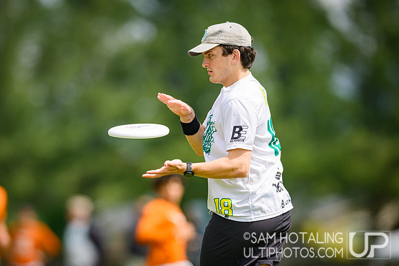 Pool play at USAU D-I College Championships