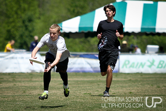 Saturday Round 1 - Juniors Terminus 2013