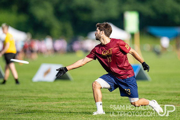 GRUT vs RATELS in pool play at World Ultimate Club Championships