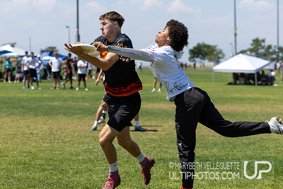 Day 1 Pool Play at the USAU US Open, Youth Club Championships