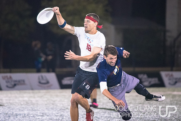 Machine vs Revolver Men's Semi - USAU Club Nationals 2015