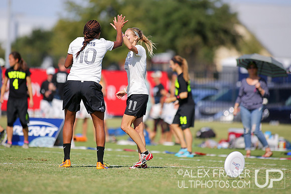 Women's Semifinal - Brute Squad vs Molly Brown - 2015 USAU National Championships