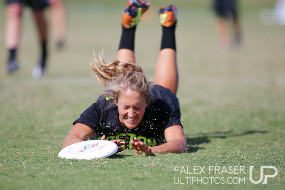 Women's Semifinal - Brute Squad vs Molly Brown - 2015 USAU National Championships