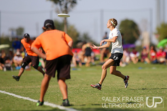 Women's Semifinal - Brute Squad vs Molly Brown - 2015 USAU National Championships