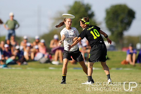 Women's Semifinal - Brute Squad vs Molly Brown - 2015 USAU National Championships
