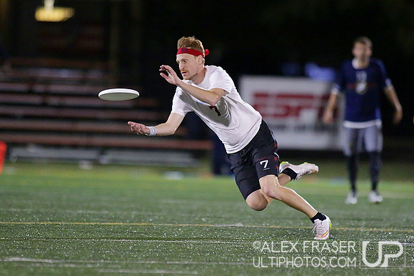 Men's Semifinal - Revolver vs Machine - 2015 USAU National Championships