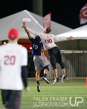 Men's Semifinal - Revolver vs Machine - 2015 USAU National Championships