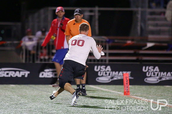 Men's Semifinal - Revolver vs Machine - 2015 USAU National Championships