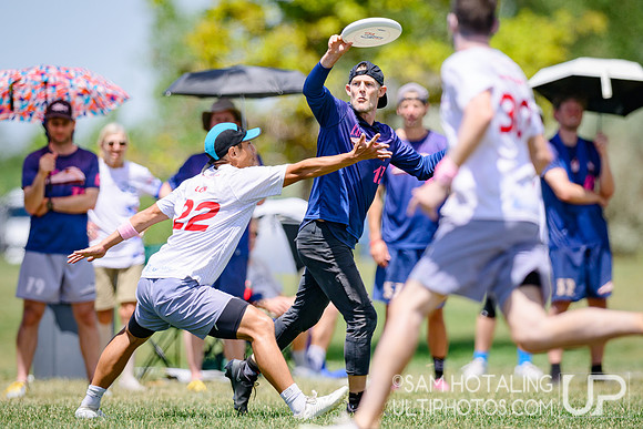 Bracket play at USAU Master's Championships