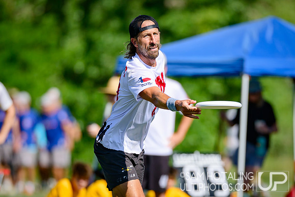 Pool play at USAU Master's Championships