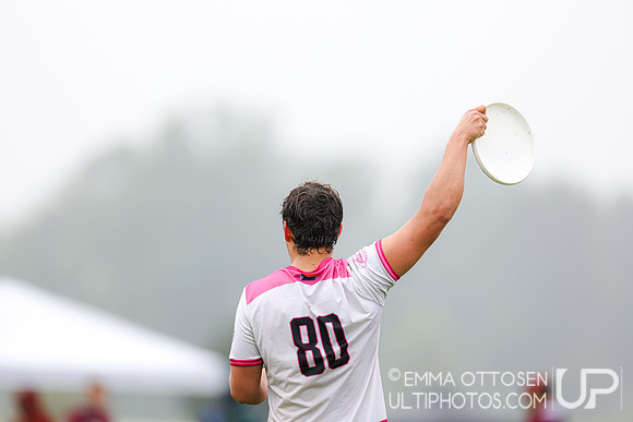 Saturday full coverage from USAU D-IIII College Championships, Pool Play Round 1: Claremont vs OKC