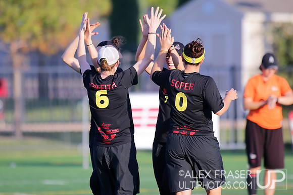 Women's Semifinal - Riot vs Fury - 2015 USAU National Championships