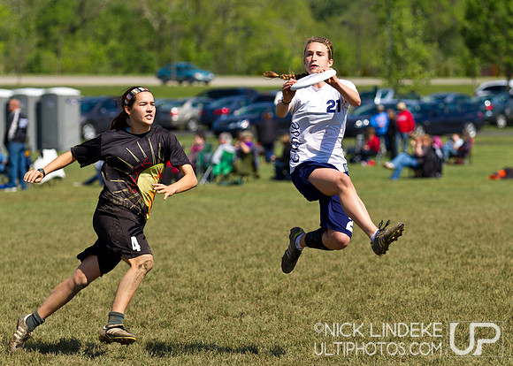 Sunday Action - D-III College Championships