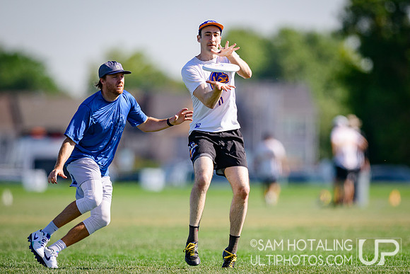 Pool play at USAU Master's Championships