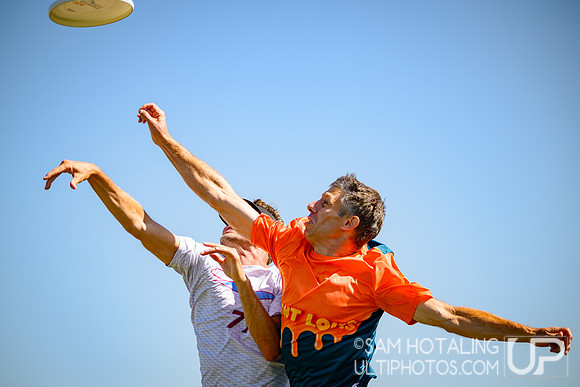 Pool play at USAU Master's Championships