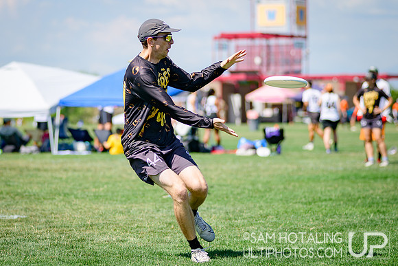 Pool play at USAU Master's Championships