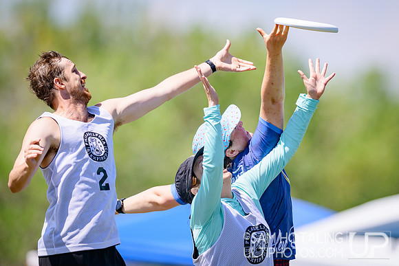 Pool play at USAU Master's Championships