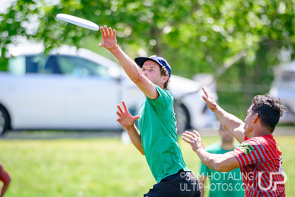 Pool play at USAU Master's Championships
