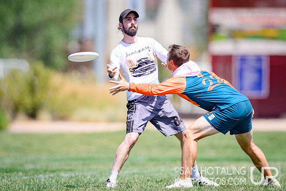 Pool play at USAU Master's Championships