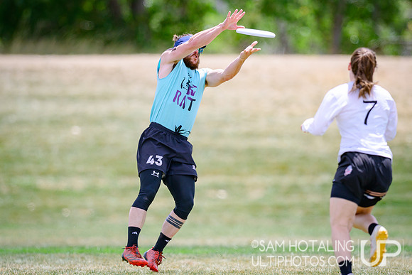 Pool play at USAU Master's Championships