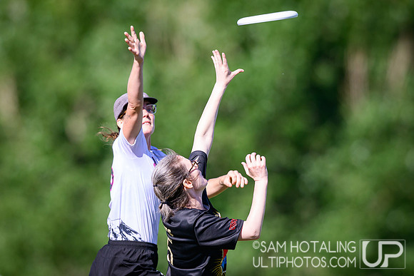 Bracket play at USAU Master's Championships