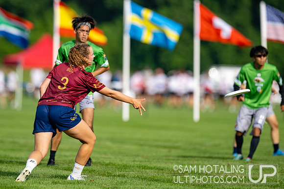 GRUT vs RATELS in pool play at World Ultimate Club Championships