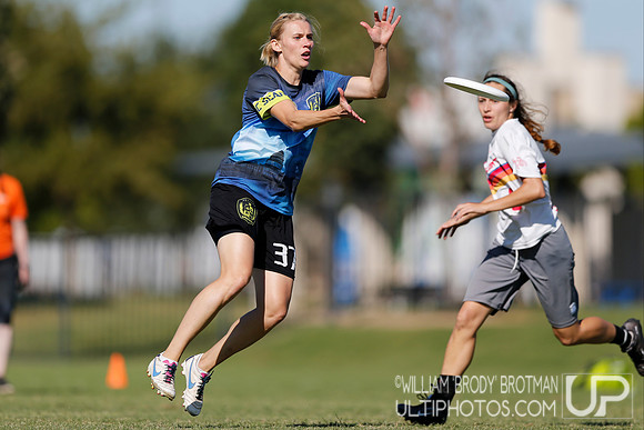 Day 2 of the 2015 USA Ultimate Nationals Championships
