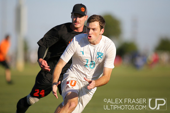 Friday - Men's Pre-Quarters - 2015 USAU National Championships