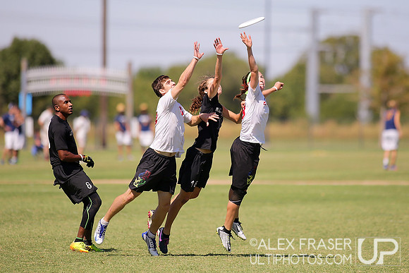 Friday - Mixed Quarterfinals - 2015 USAU National Championships