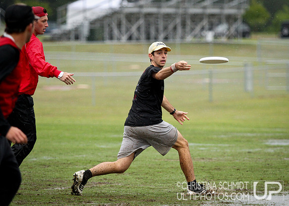 Quarters - Open Sun - Southeast D-I Regionals - USAU College 2013