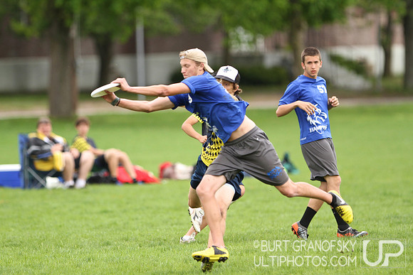 USAU 2013 HS Northeasterns -- Sunday, Open Quarterfinals