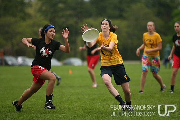 USAU 2013 HS Northeasterns -- Sunday, Girls Pre-Quarters
