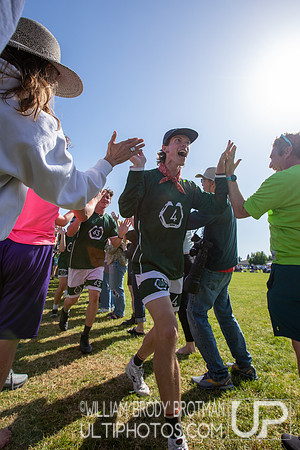 Day 2 of the USA Ultimate D-I College Championships