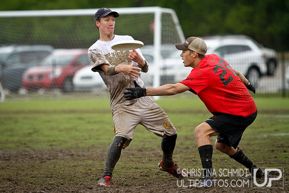 Semis: UGA v. GT - Open Sun - Southeast D-I Regionals - USAU College 2013