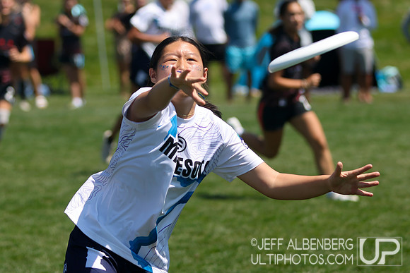 Pool play at USAU Youth Club Championships