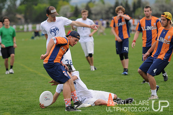 Saturday 2:30pm round -- 2011 USAU College Championships