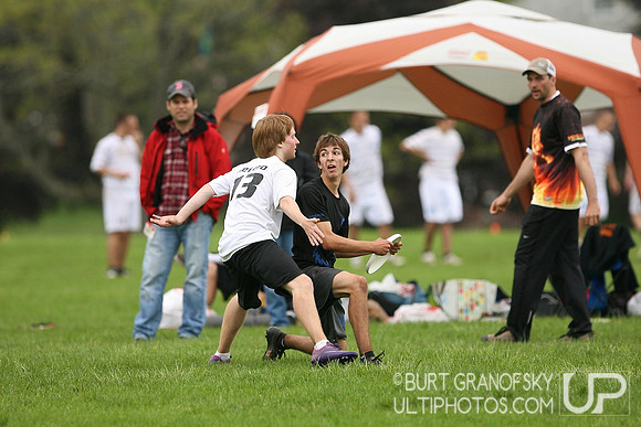 USAU 2013 HS Northeasterns -- Saturday, Open Round Four